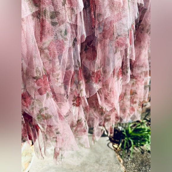 Amber Sky Romantic Coquette
Floral Tulle Midi Multi Layered Skirt Pink Sz Small - Picture 10 of 16